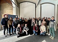 Gruppenbild von allen Beteiligten